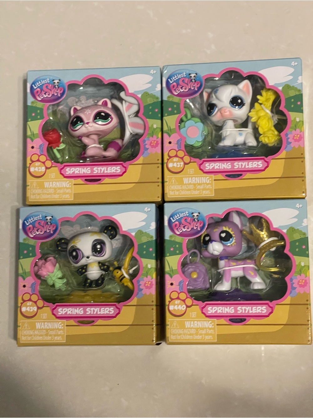Littlest Pet Shop Spring Stylers Assorted Pets - Purple, Pink, White, Black